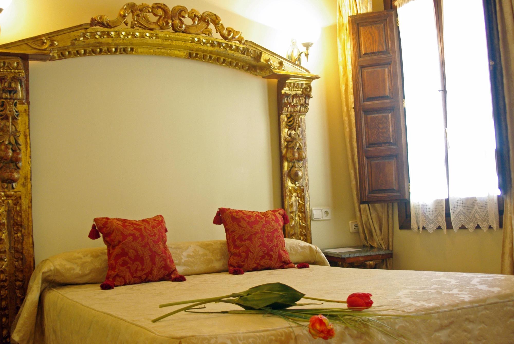 Hotel Alcazar Segovia Szoba fotó